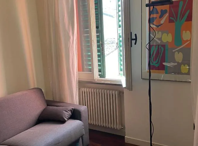 Via Braschi Sessantasei