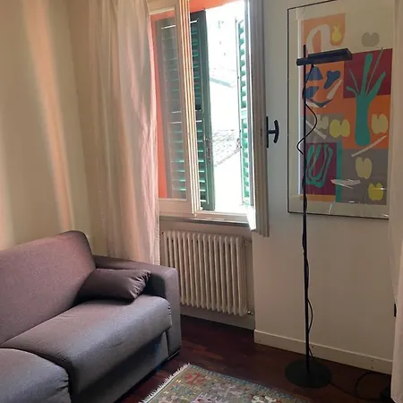 Via Braschi Sessantasei