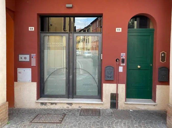 Via Braschi Sessantasei *